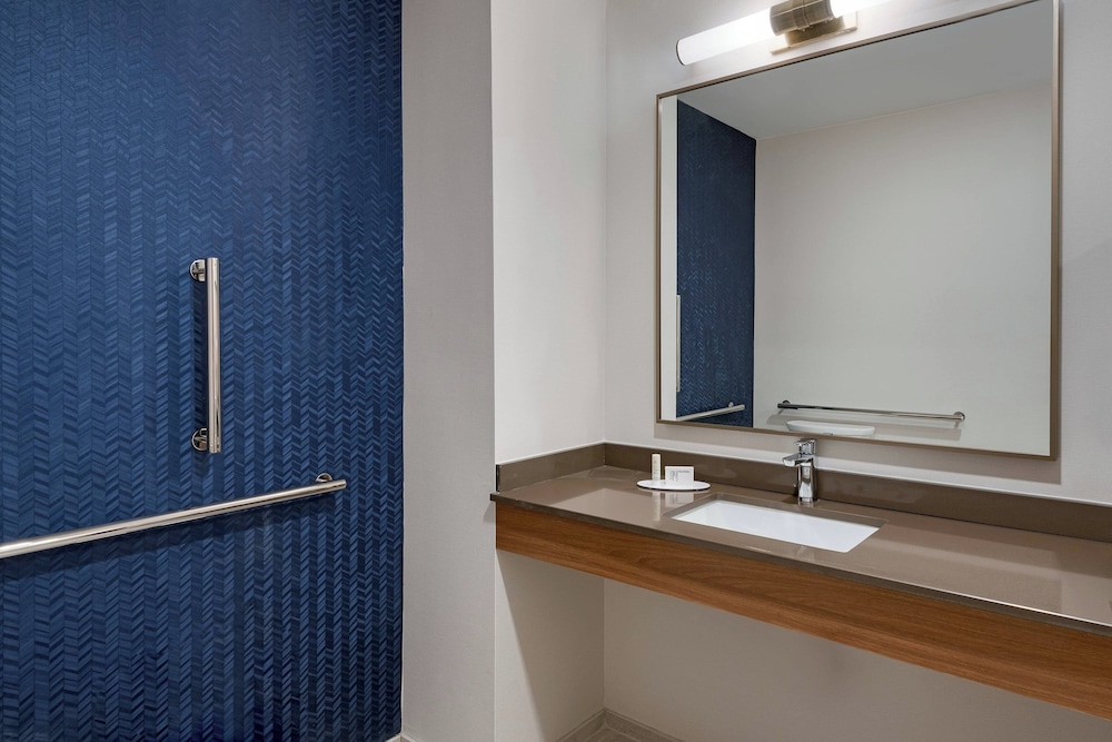 Fairfield Inn & Suites by Marriott Charlotte Monroe - photo 13