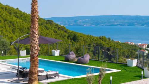 Villa El Capitano Private Seaview Retreat Near Split — 4-Star Luxury Hotel in Podstrana, Croatia
