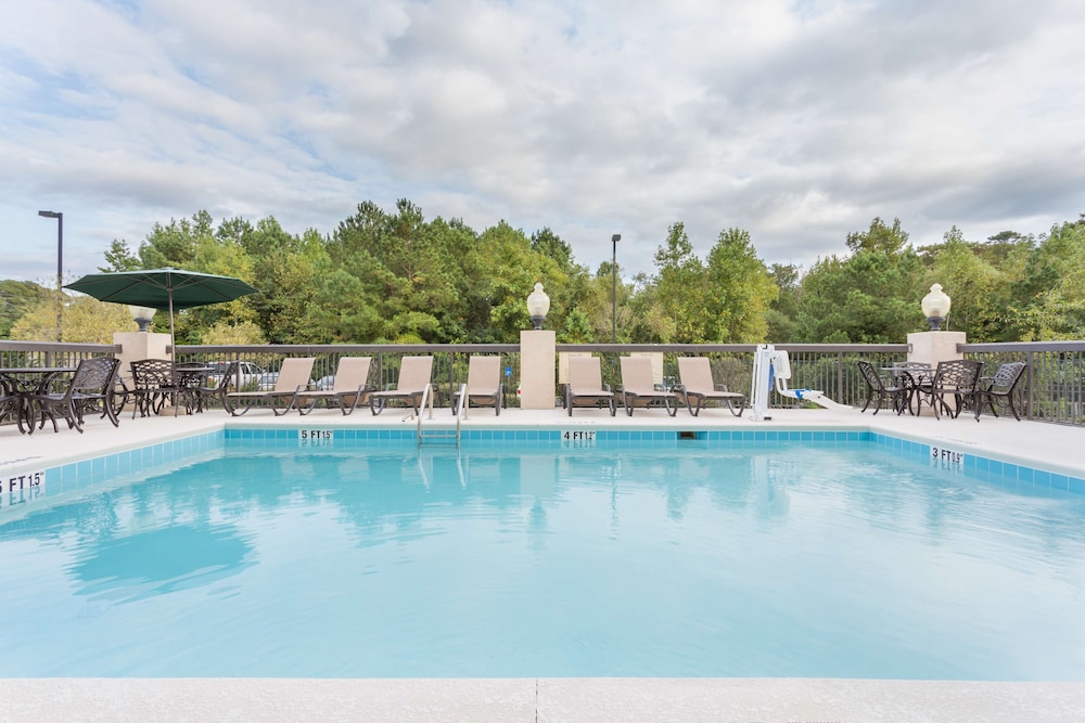 Hampton Inn Havelock - photo 31