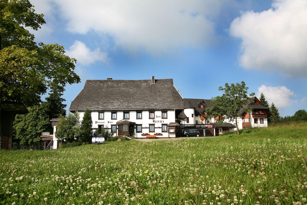 Gasthof zum Kreuz Escheck — hotel in Furtwangen