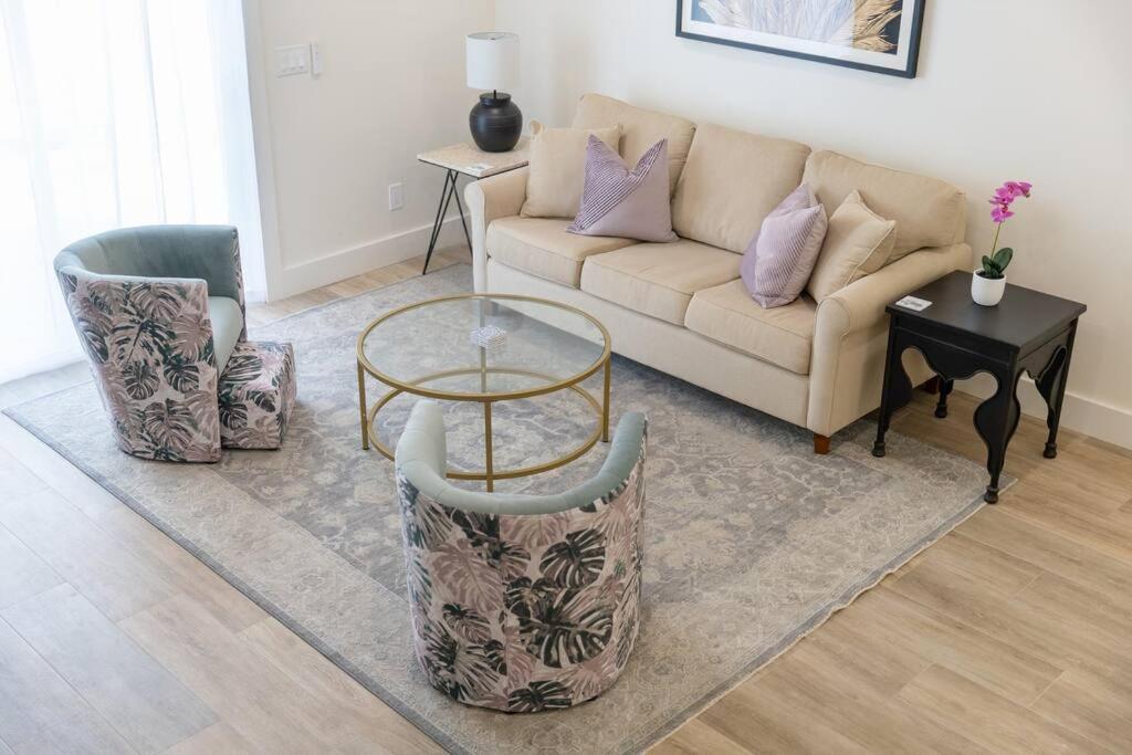 Be A Nomad Newly Renovated 1 blk from the Bch — 4-Star Luxury Hotel in Jacksonville Beach, United States
