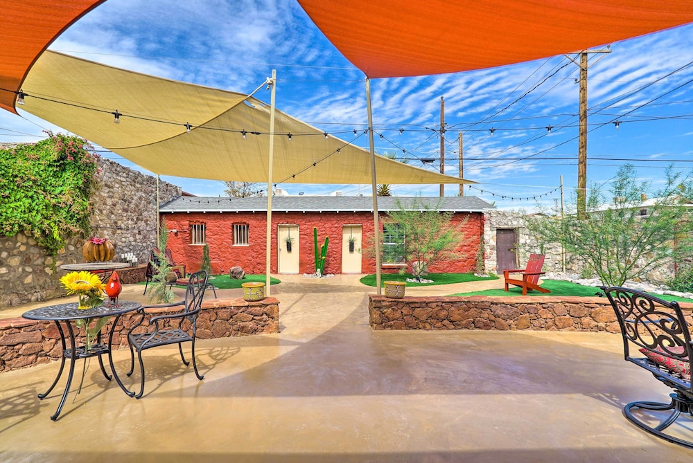 Centrally Located El Paso Abode w Porch in El Paso, United States