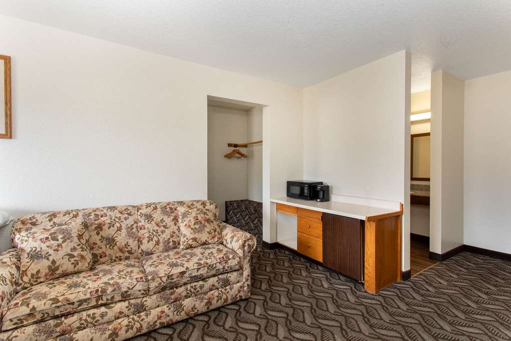 Super 8 by Wyndham Dubois - photo 17
