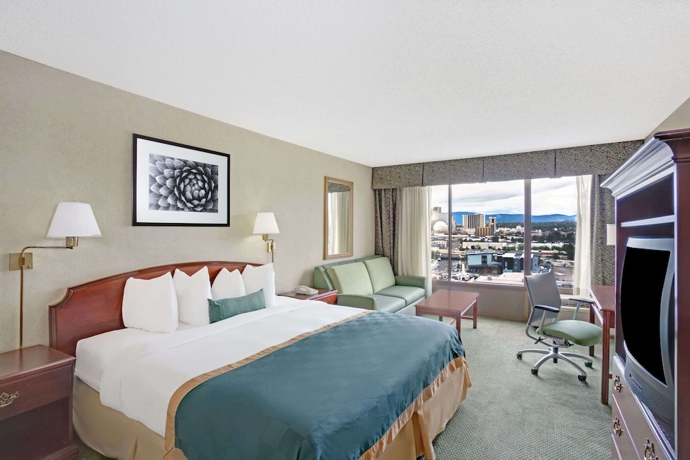 Ramada by Wyndham Reno Hotel and Casino - photo 31