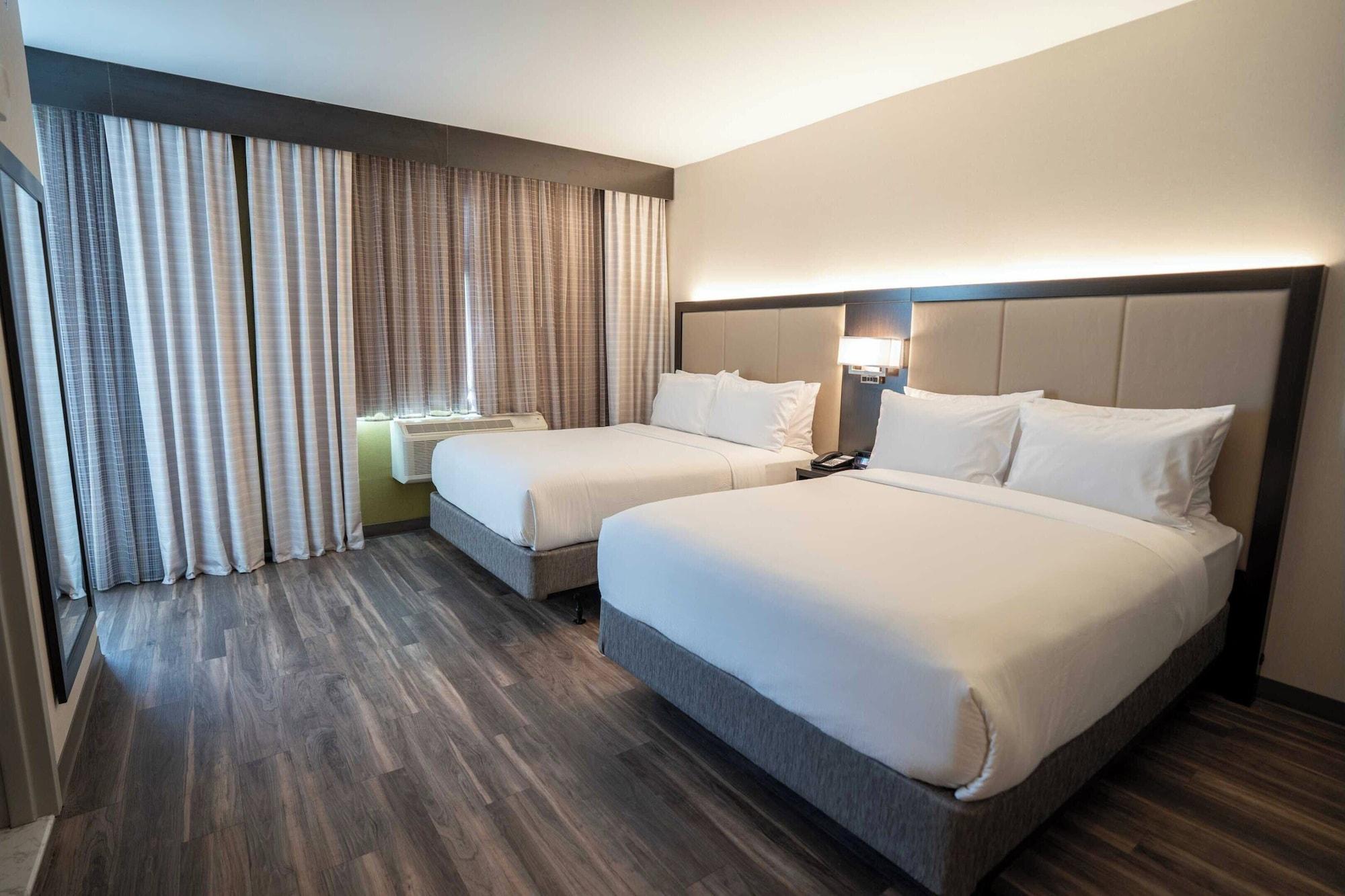 Holiday Inn Express Long Island City E New York by IHG - photo 30