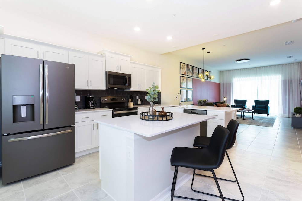High End Apartment In Storey Lake Resort With Great Amenities 10 Miles To Disney - photo 11