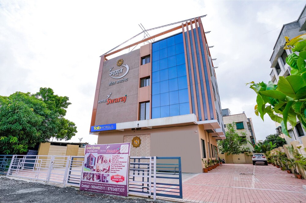 Fabhotel Swaraj — Palghar