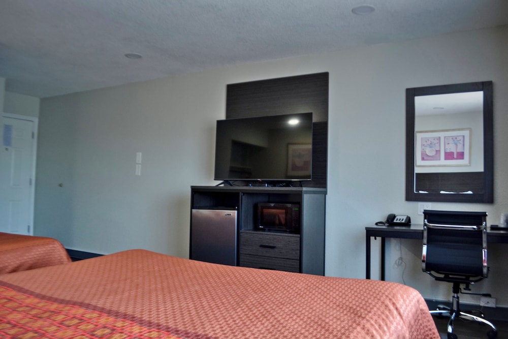 The Maverick Motel Main Street USA Collection by PNW Hospitality - photo 33
