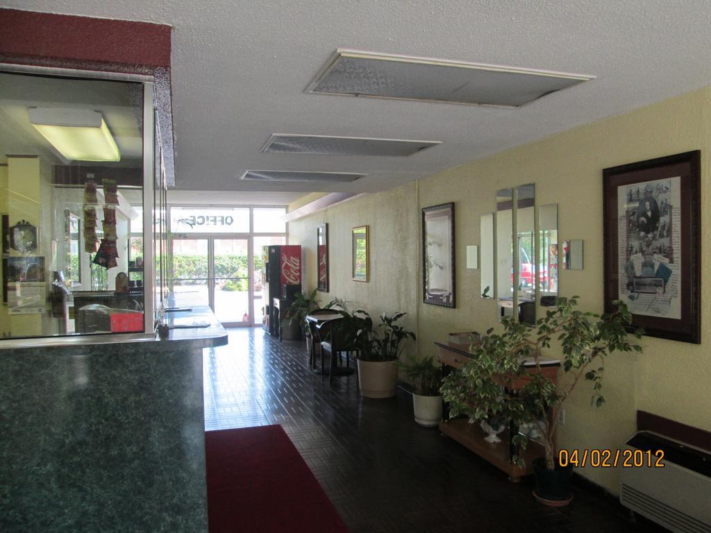 Regency Inn Fayetteville Fort Bragg - photo 13