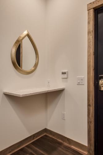 The Port of Prescott Boutique Hotel - photo 23