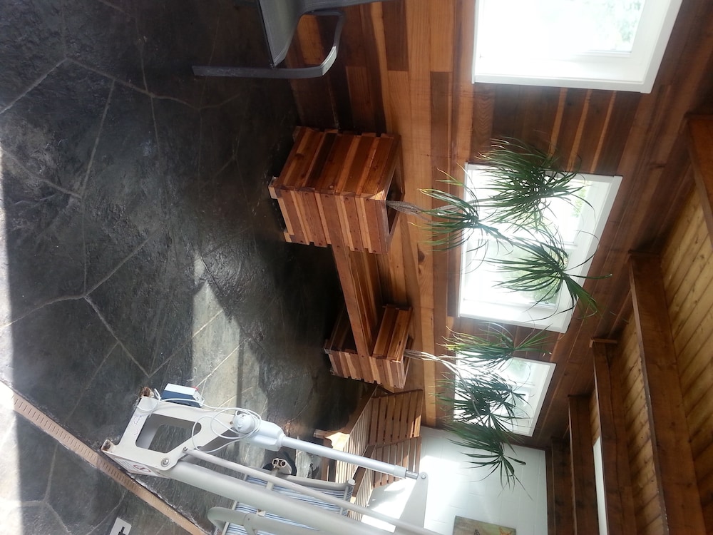 Motel West - photo 46