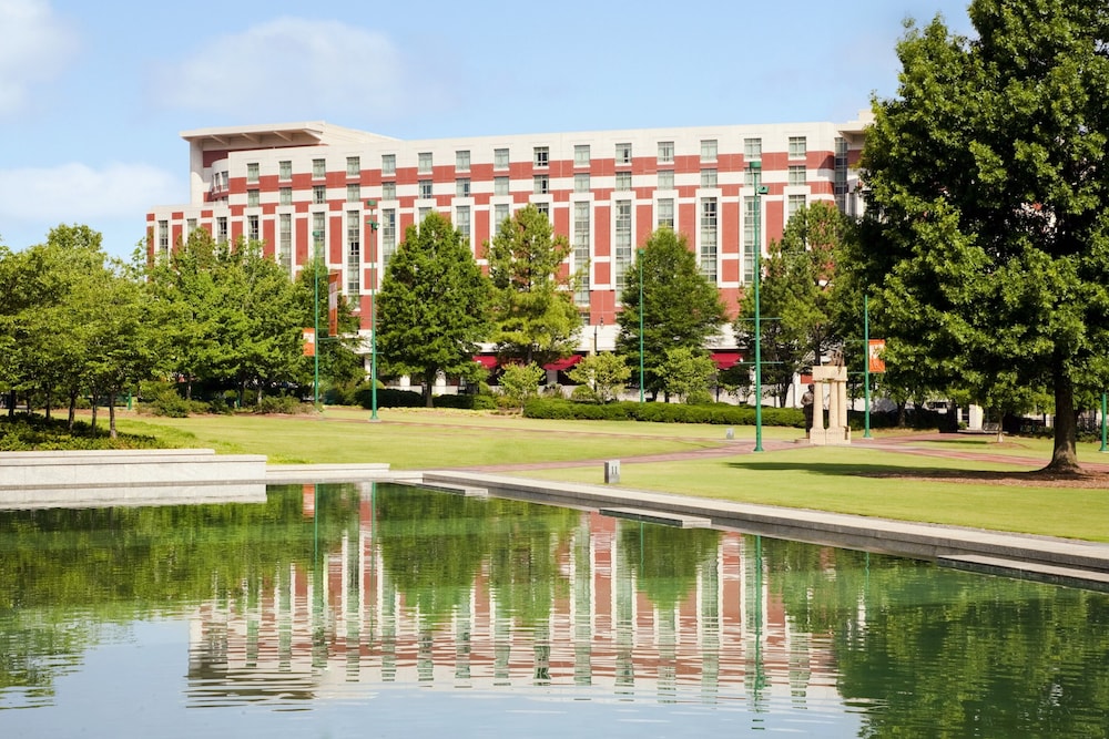 Embassy Suites by Hilton Atlanta at Centennial Olympic Park - photo 2