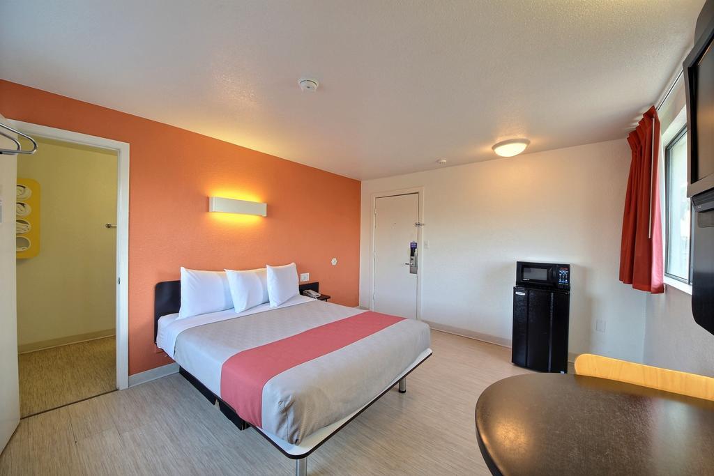 Ocean Inn South Padre Island - photo 11