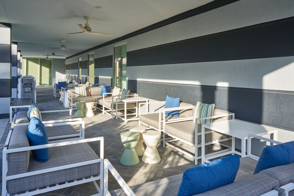 Fairfield Inn & Suites by Marriott West Palm Beach - photo 26