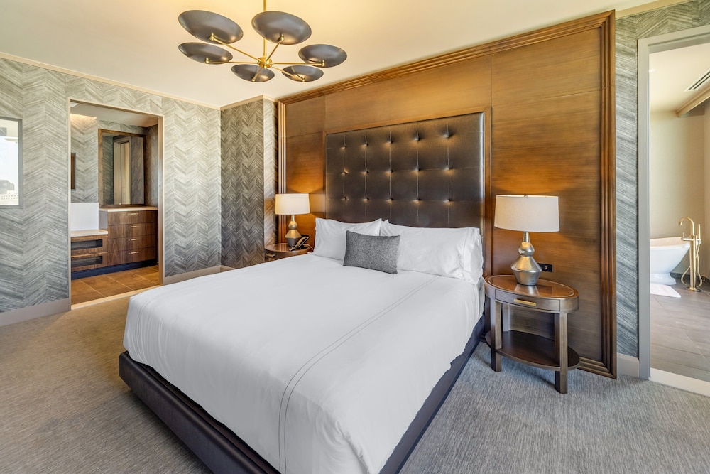 Omni Oklahoma City Hotel - photo 8