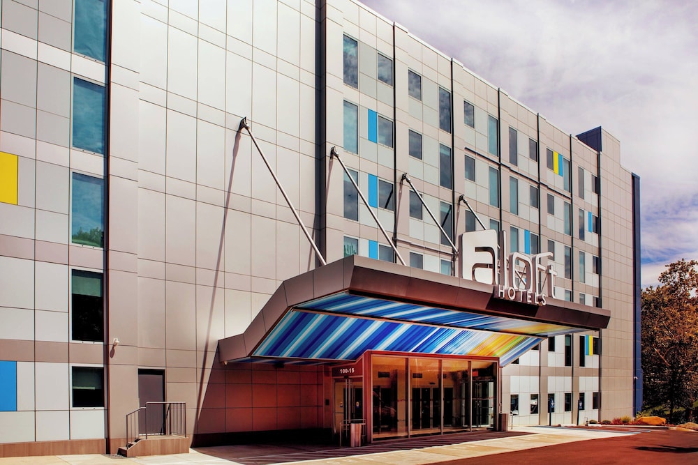 Aloft New York LaGuardia Airport - photo 39