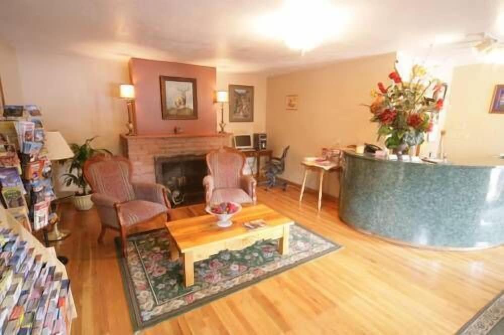 Rainbow Lodge and Inn - photo 2