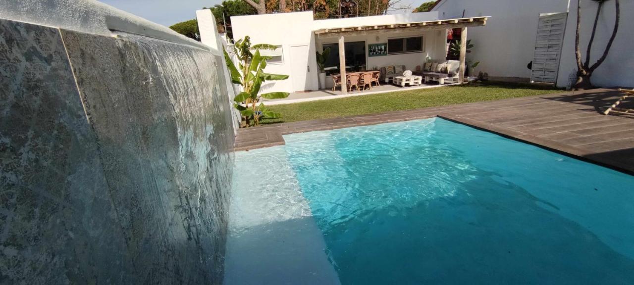Moderno lujo y relax en la playa in Chiclana De La Frontera, Spain