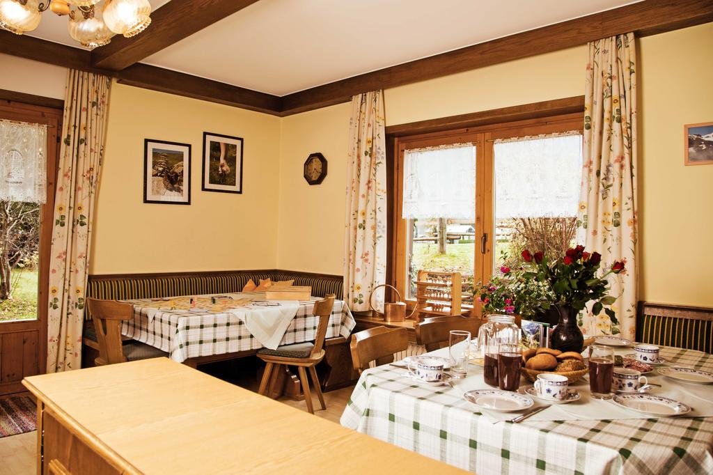 Ferienhaus Nationalpark — 4-Star Luxury Hotel in Neukirchen Am Grossvenediger, Austria
