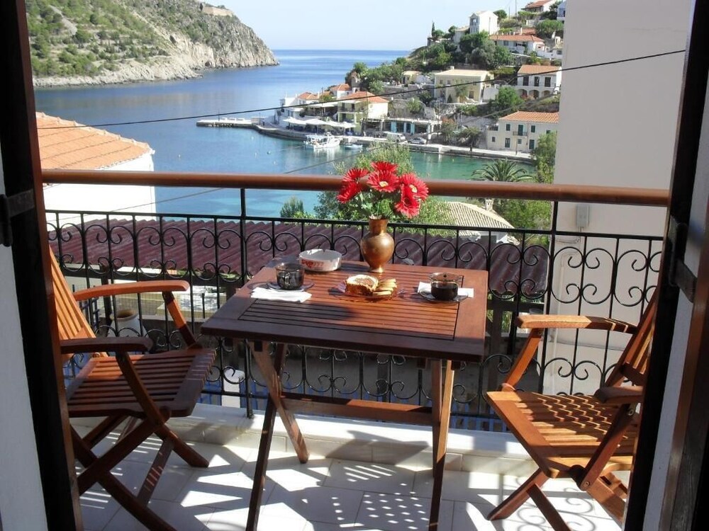 Assos Paradise Inn