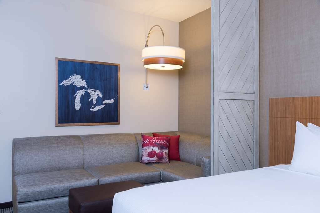 Hyatt Place Ann Arbor - photo 2