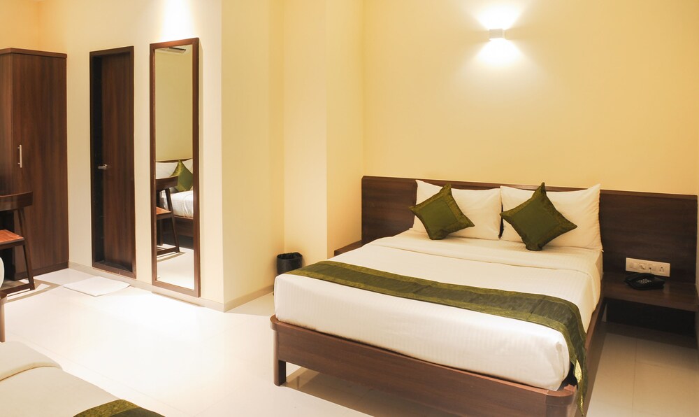 Treebo Balaji Residency - carbon neutral hotel in Kolhapur