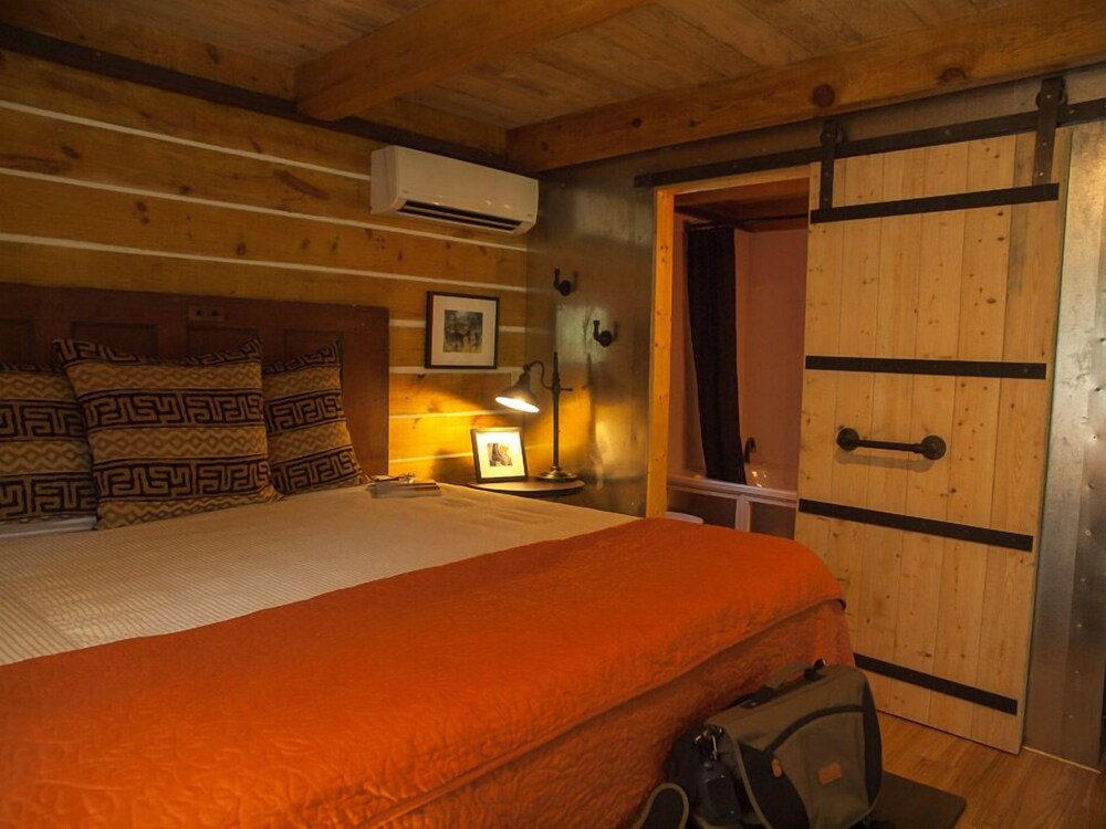 Lake Lucerne Resort & Ranch - photo 4
