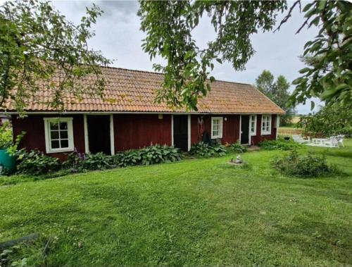 Happy Farm Storstuga - last minute hotel in Kaellby