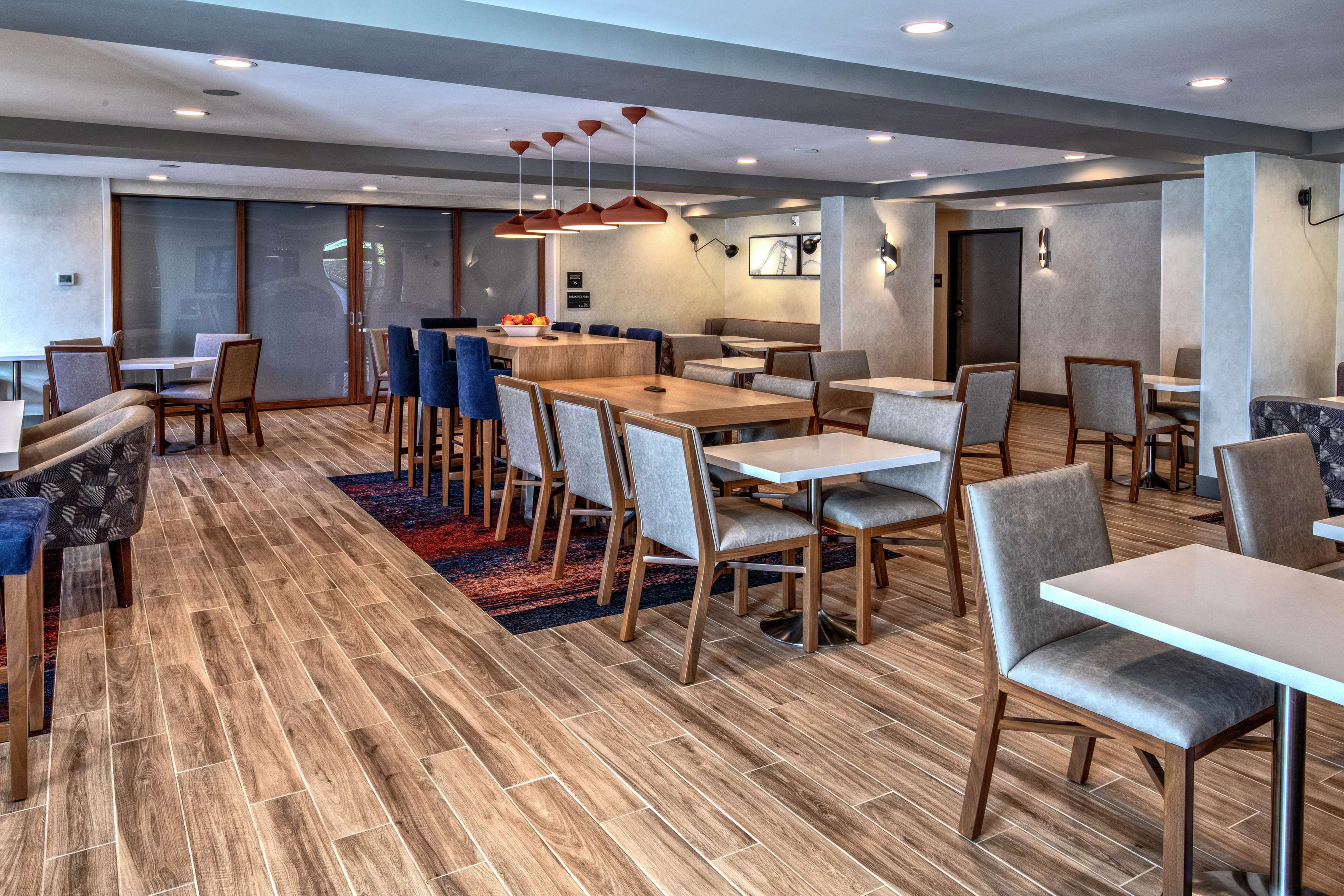 Hampton Inn Vallejo - photo 14