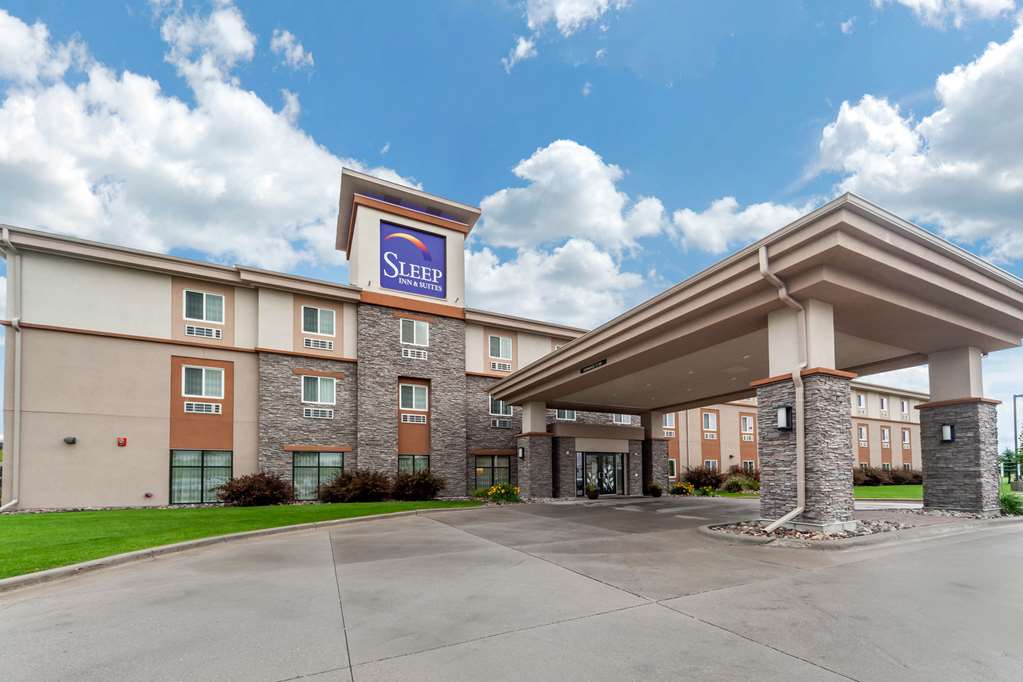 Sleep Inn & Suites Grand Forks Near Alerus Center - photo 3