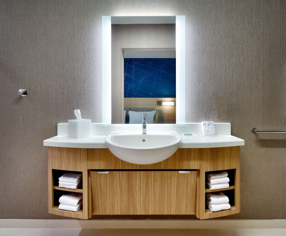 SpringHill Suites by Marriott Cottonwood - photo 19