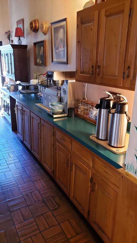 Americourt Hotel - photo 37