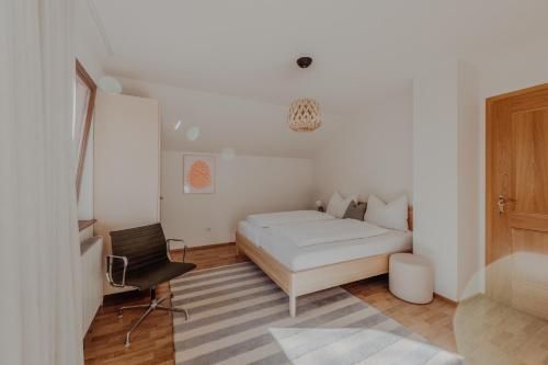 Hofstatt Salzburg Ferienhaus im Grünen am Stadtrand von Salzburg — hotel in Hallwang