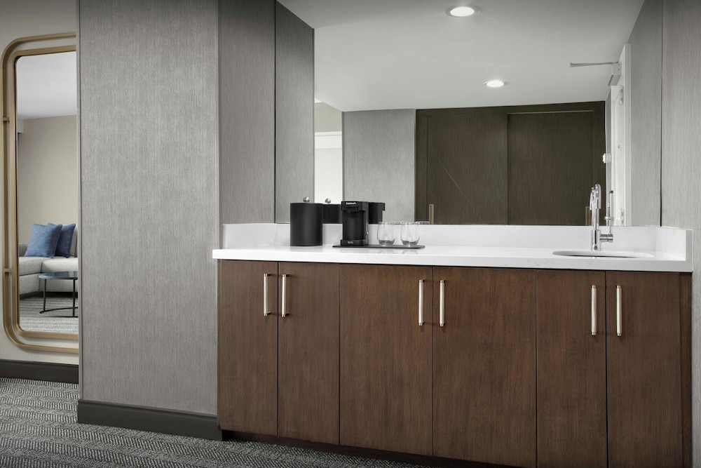 Courtyard by Marriott San Diego Downtown Little Italy - photo 21