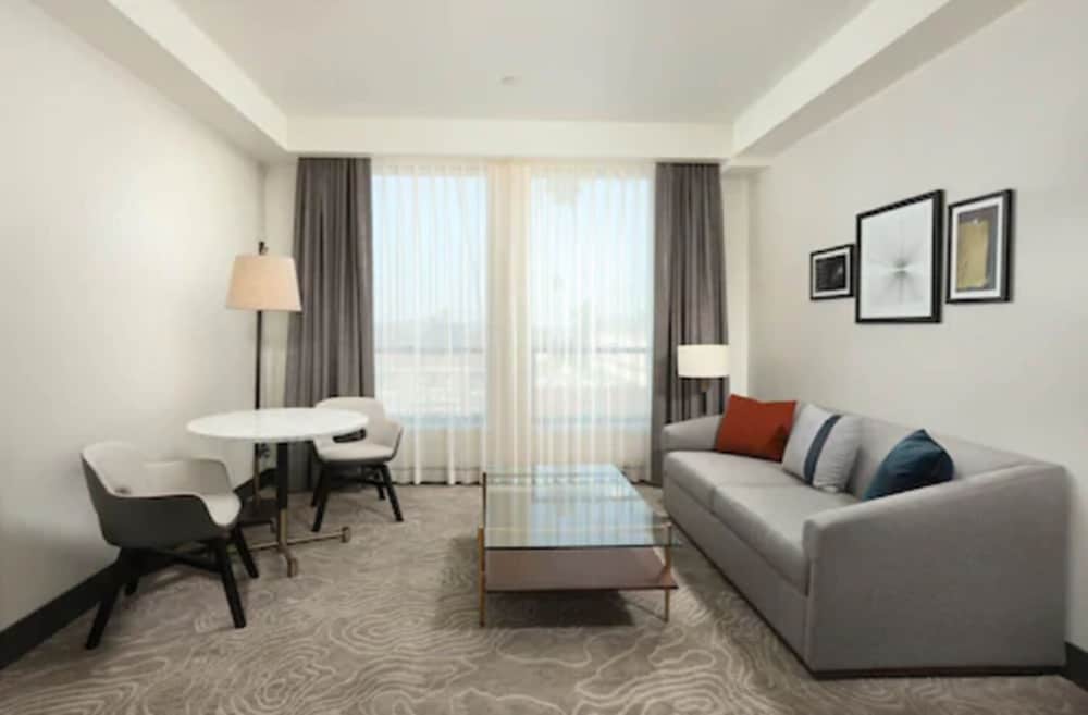 The Glenmark Glendale a Tribute Portfolio Hotel - photo 9