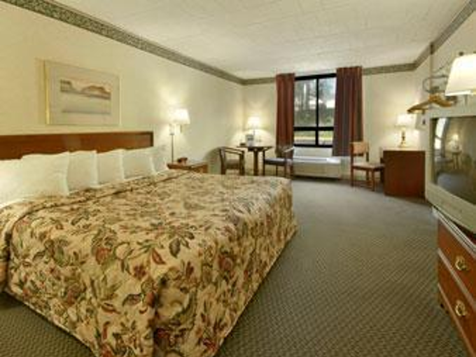 Days Inn Meadville Conference Center - photo 7