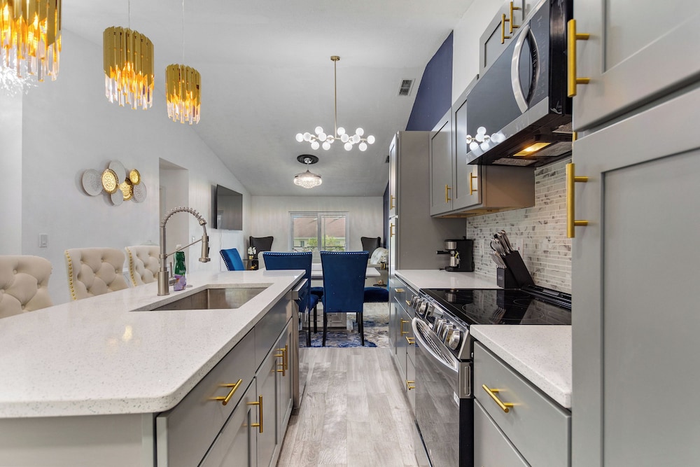 Breathe Easy at Solterra Resort by Shine Villas condo - photo 158