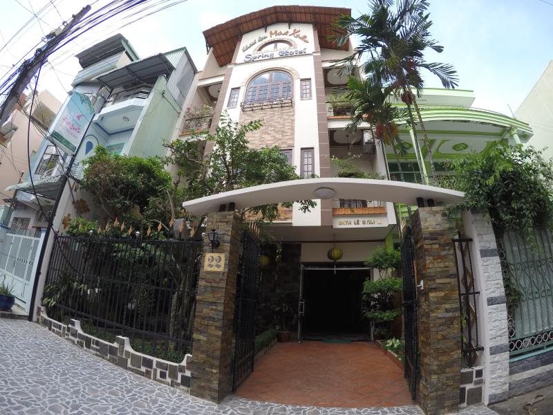 Spring Hotel - carbon neutral hotel in Can Tho