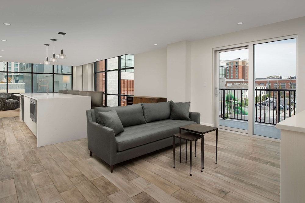 Home2 Suites by Hilton Nashville Downtown Convention Center - photo 19