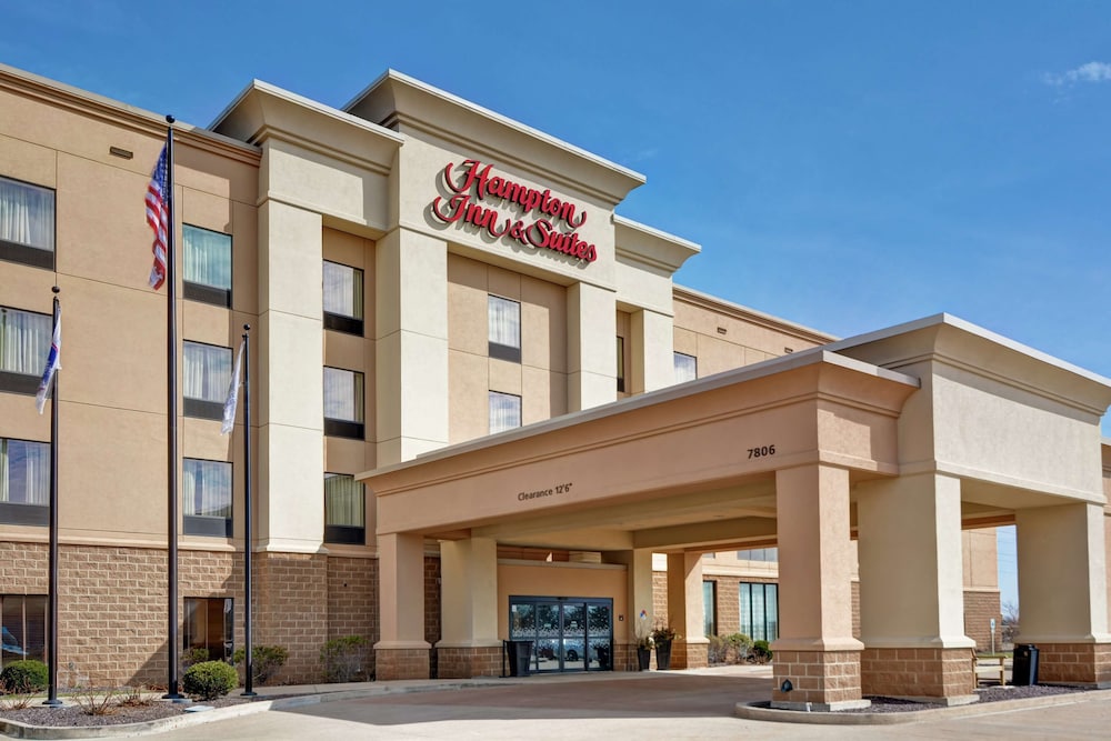 Hampton Inn & Suites Peoria at Grand Prairie IL - photo 44