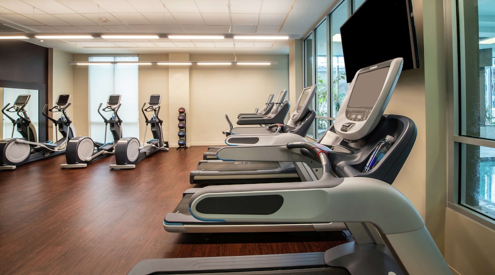 Embassy Suites by Hilton Walnut Creek - photo 31