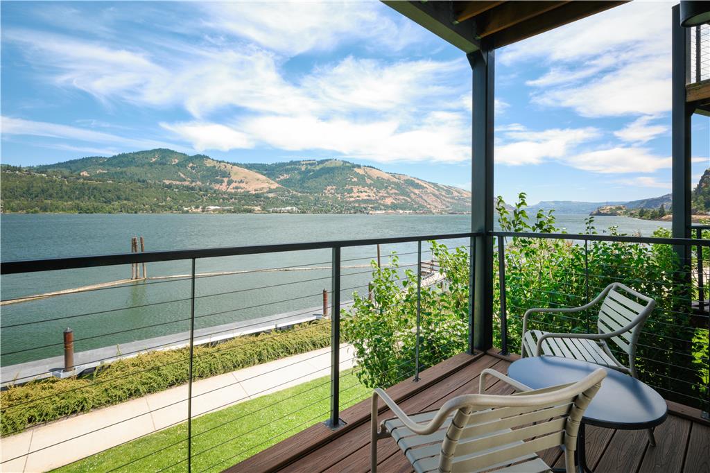 Best Western Plus Hood River Inn - photo 55