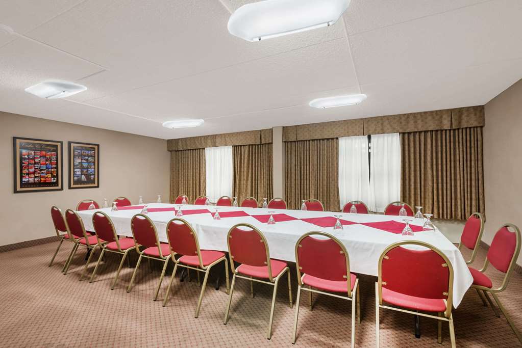 Ramada by Wyndham Watertown Thousand Islands NY - photo 20
