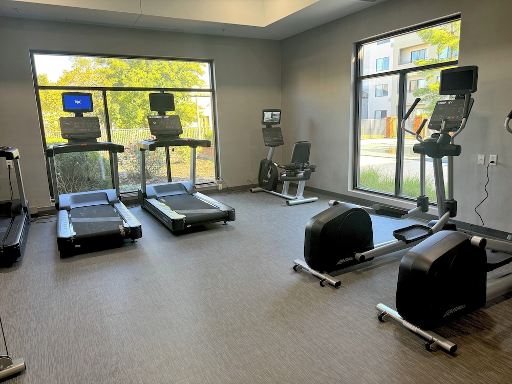 Courtyard by Marriott Louisville East - photo 20