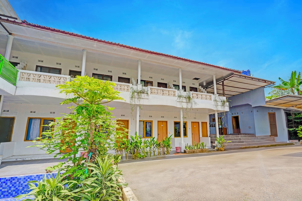 Collection O Subang near Ciater Subang formerly Orchid Villa Ciater — 4-Star Luxury Hotel in Bandung, Indonesia