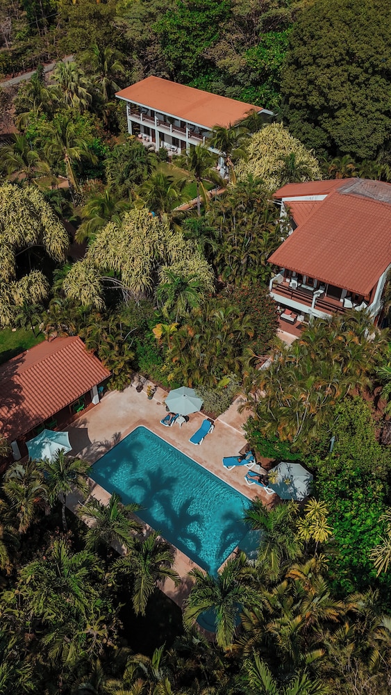 Hotel Villa Del Sol - carbon neutral hotel in Sardinal