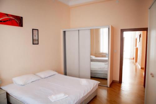 Mini Venice Apartment 2 Bedrooms — 4-Star Luxury Hotel in Baku, Azerbaijan