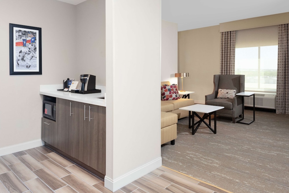 Hilton Garden Inn Waco - photo 15