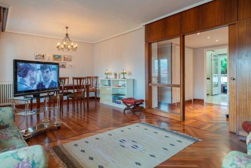 Exclusivo espacio Parking Gratis in Bilbao, Spain