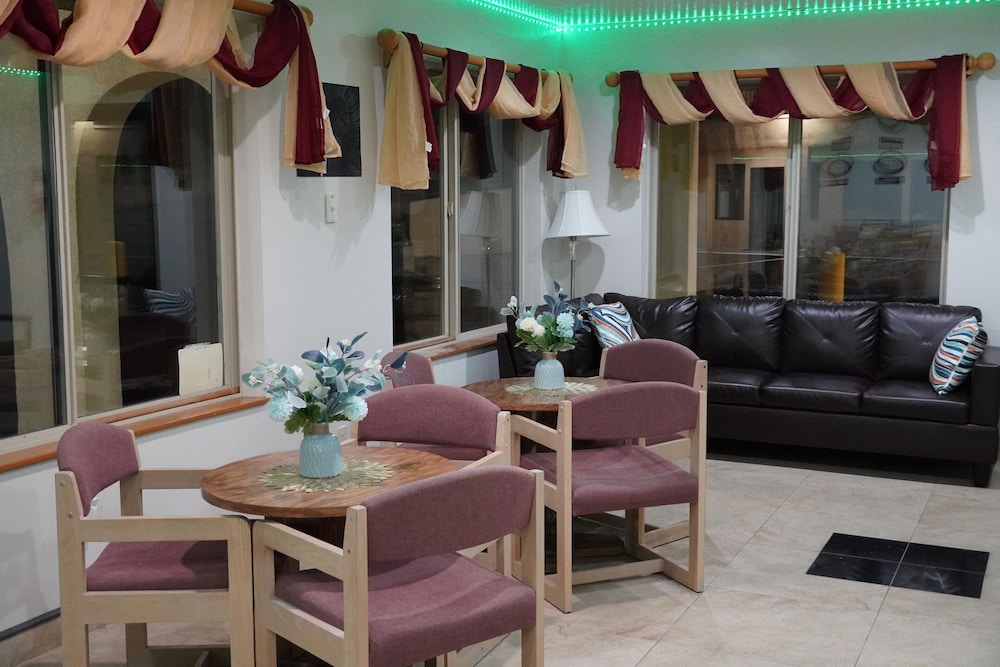 Timberland Inn & Suites - photo 13